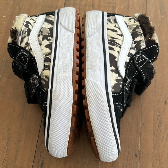 Vans MTR faux fur sk8 hi top sneakers - Picture 9 of 11